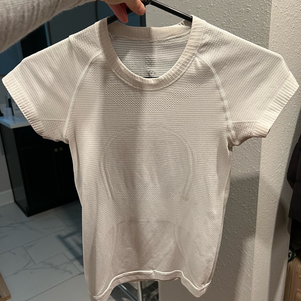 Swiftly Tech Short-Sleeve Shirt OG race Length